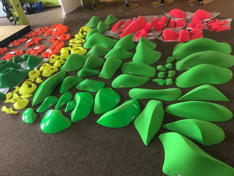 Jelentkezési felhívás mászófalak 2021